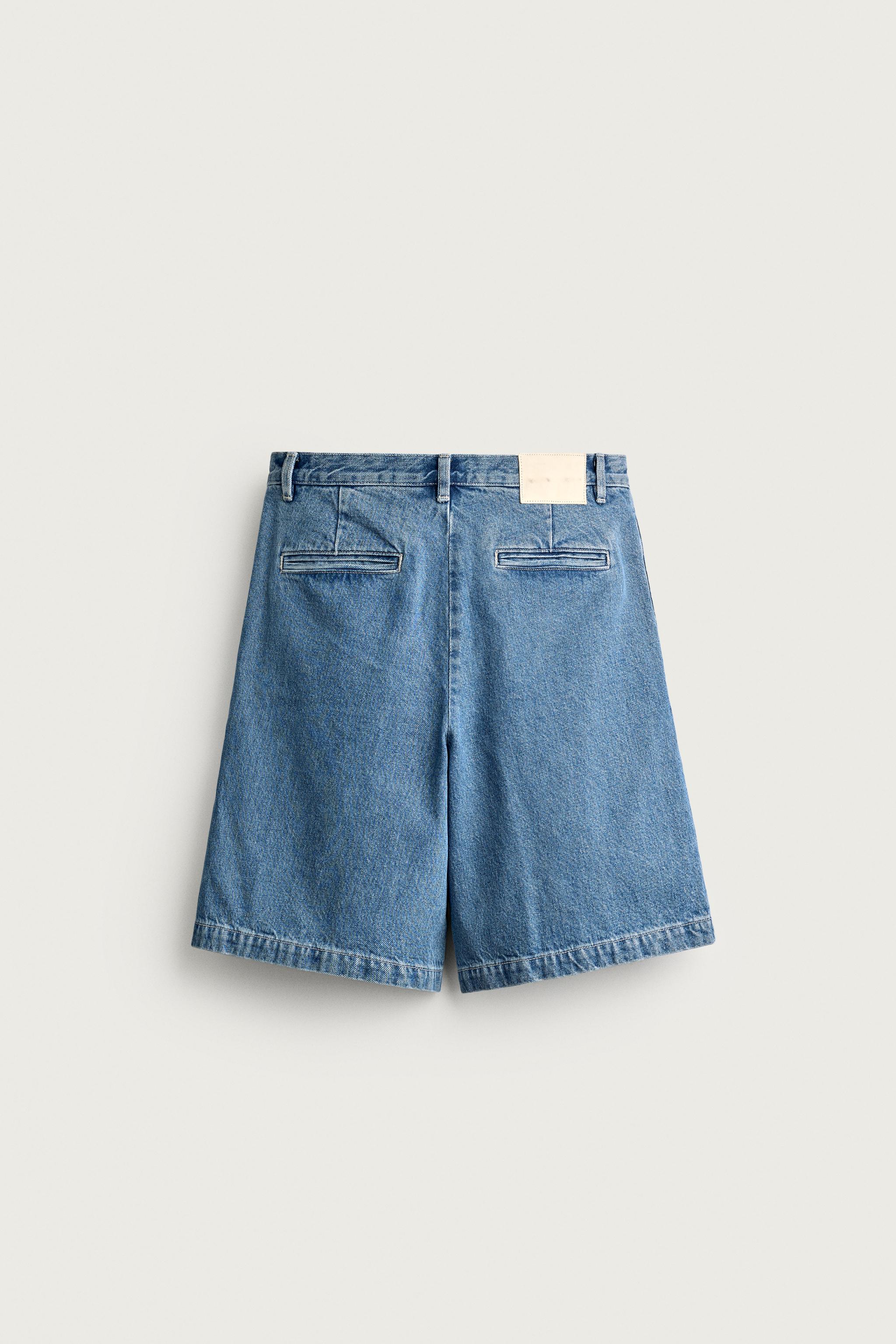 RELAXED FIT PLEATED DENIM CHINO SHORTS